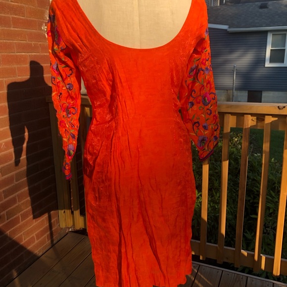 Ladies bright bold orange embroidered dress/shirt size M -one of a kind - Picture 4 of 6